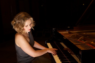 Annika Treutler, Klavier